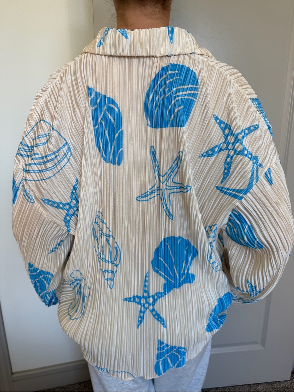 Ivory Shell-Print Button-Down Shirt in Blue - Picture 2 of 2